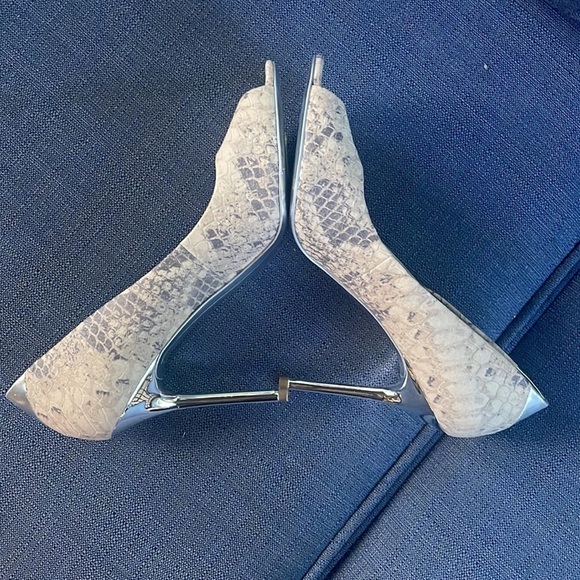 SAM Edelman Leather Snakeskin Print w/ 4 1/2” Silver Heels and Accents. Size 9 - Picture 6 of 10